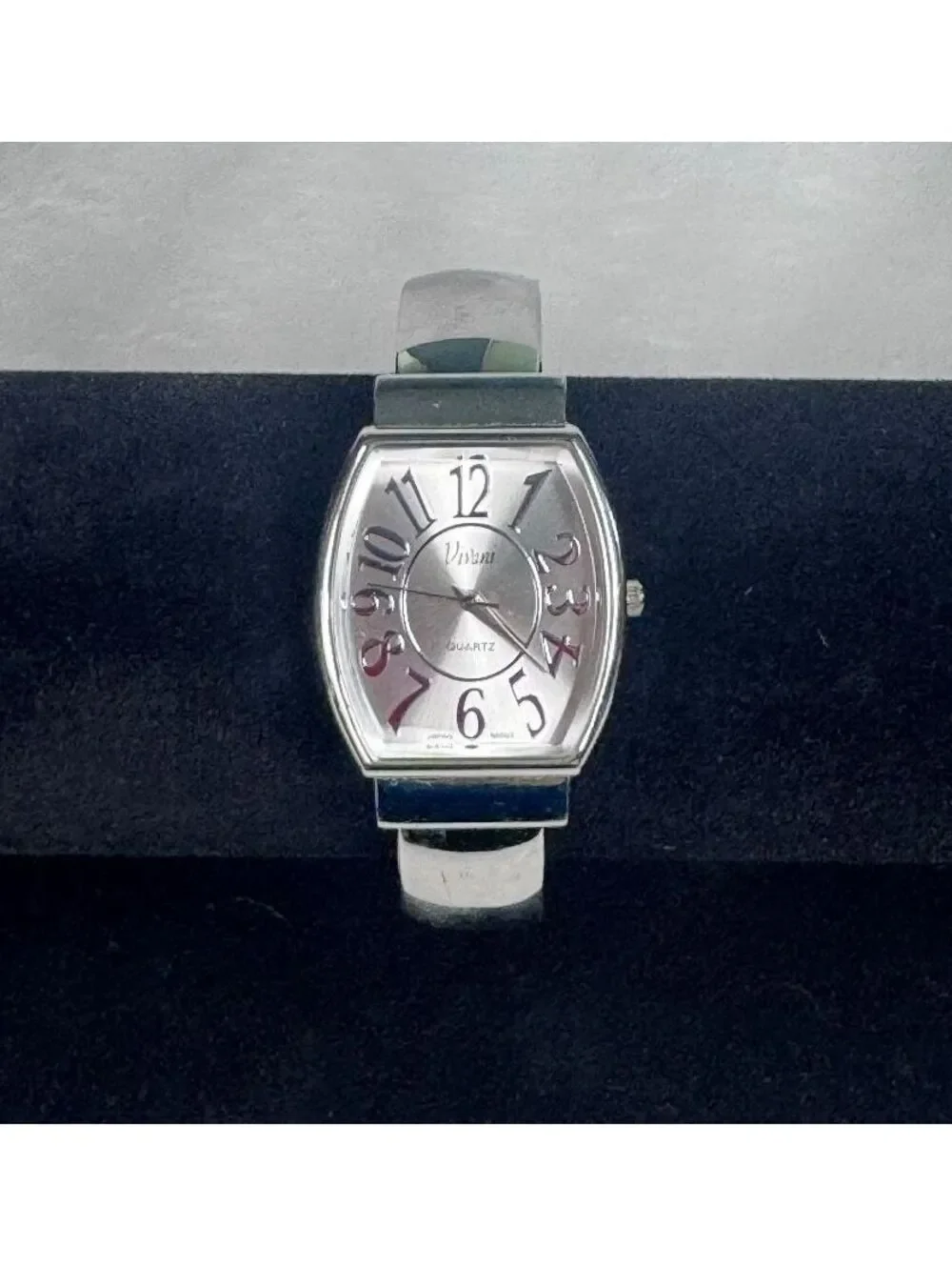 Vtg Women's Vivani Quartz Silver Tone V827-0440 Cuff Bracelet Works